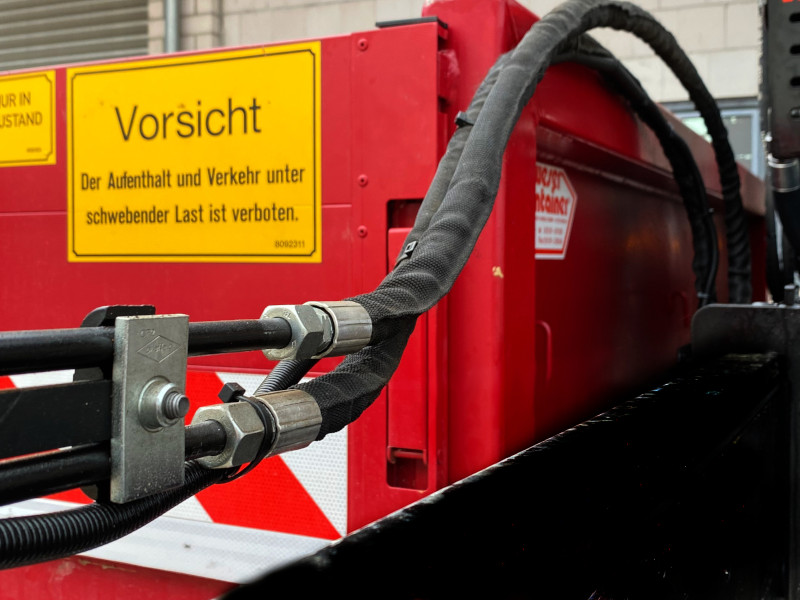 Reparaturen an Kraftfahrzeugen Reparaturen an Kraftfahrzeugen